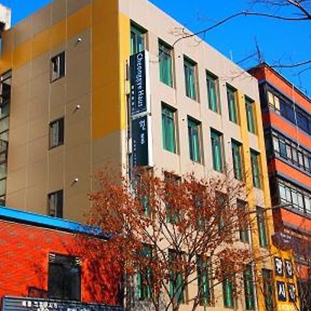 Cheonggye Haus Hostel Seoul Exterior photo